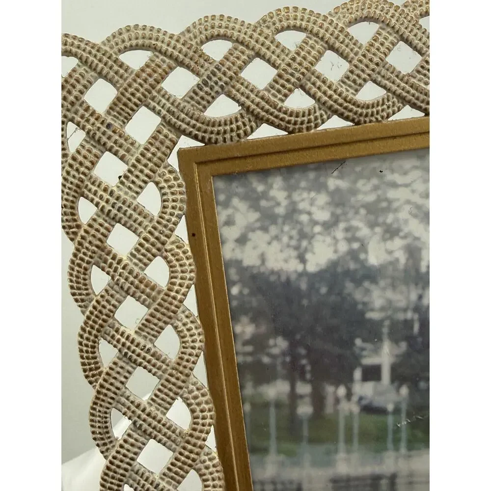 Gold Lattice Photo Picture Frame 8x10 Tabletop Display Openwork Metal NEW
